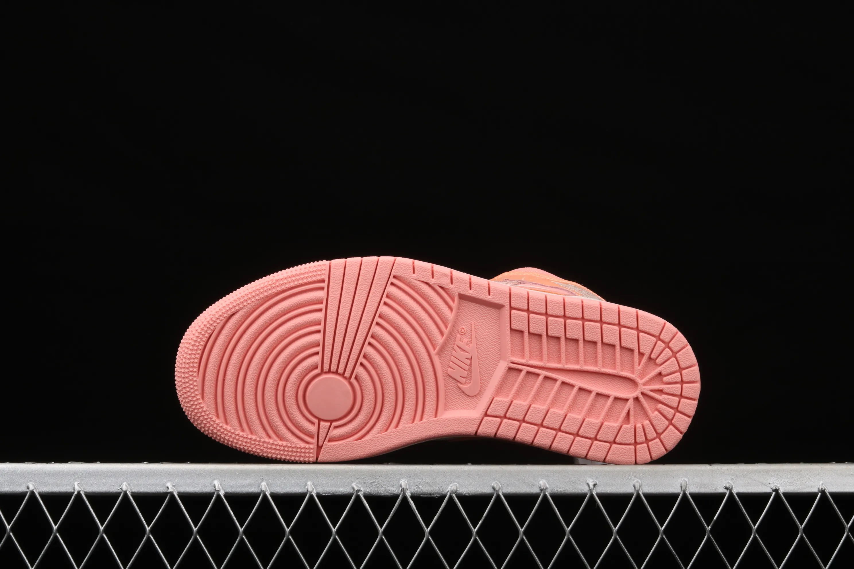 All Categories Air Jordan Jordan Series Basketball Shoes Air Jordan 1 Mid Air Jordan 1 Mid SE AJ1 Joe 1 China Orange Pink Splicing Mid-top Versatile Casual Sports Shoes DH4270-800